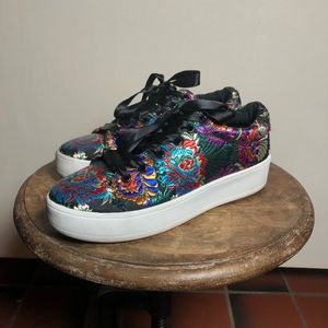 Steve Madden Platform Brody Sneakers